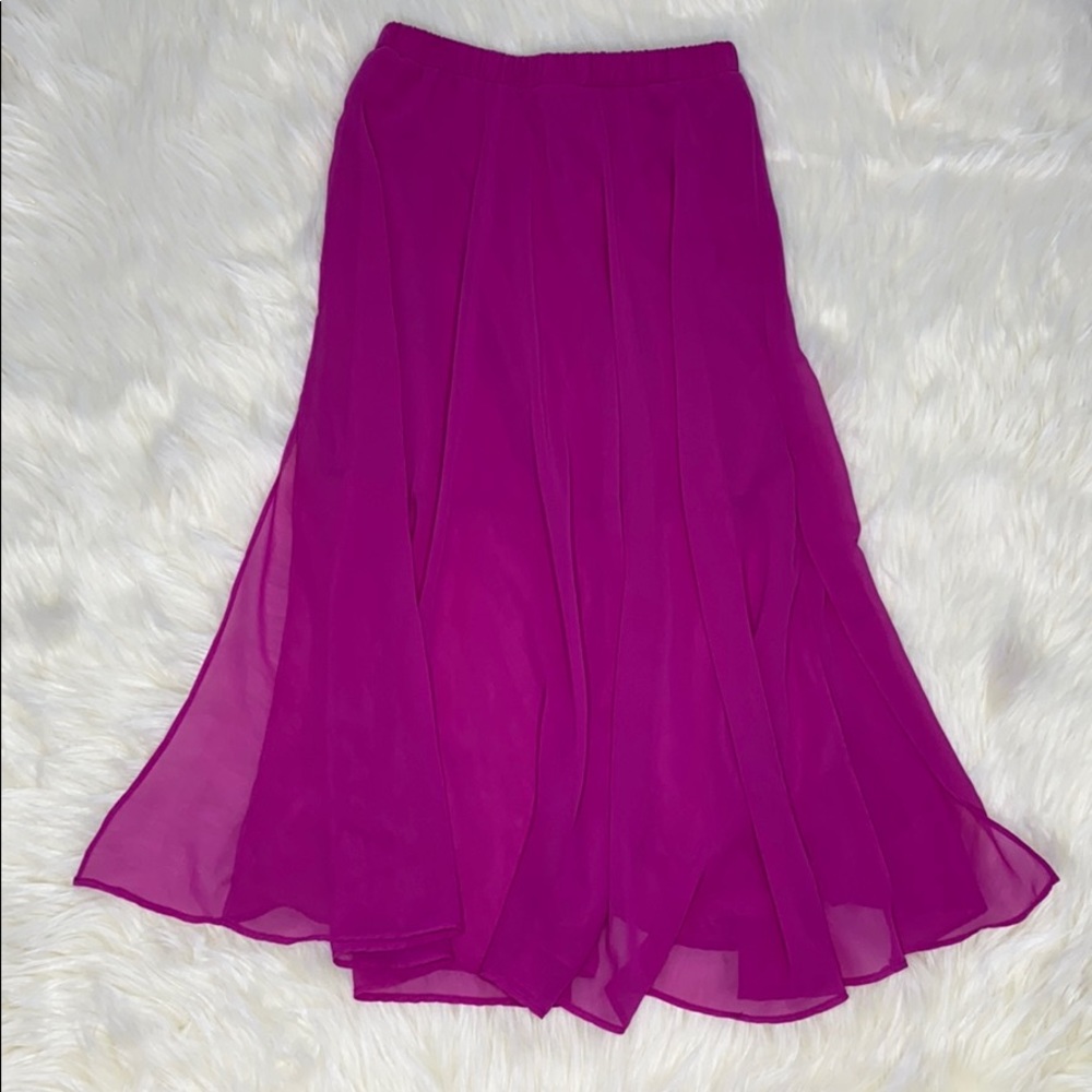 Fuchsia skirt Soprano